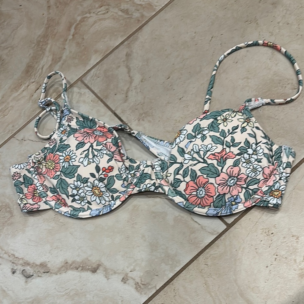 Floral Print Bra with Adjustable Straps